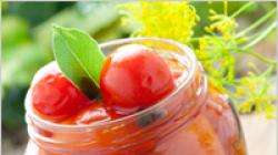 Paradajkové prípravky na zimu: „Zlaté recepty Recepty na dusené paradajky na zimu