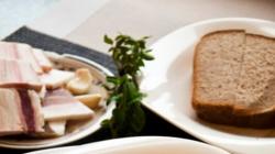 Ingredientai patiekalui „Kasdieninė kopūstų sriuba lėtoje viryklėje“ Pasninkas prie slenksčio – grybų kopūstų sriuba, visi džiaugiasi