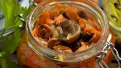 Λάχανο solyanka με μανιτάρια για το χειμώνα σε βάζα: συνταγή βήμα προς βήμα με φωτογραφίες Μανιτάρι solyanka με μανιτάρια για το χειμώνα