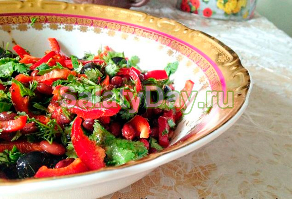 Салат из перца болгарского красного. Лучшие рецепты вкусных и полезных салатов из перца