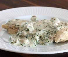 Chicken breast in a creamy sauce.  Champignons with chicken in a creamy sauce.  Chicken breast in cream sauce with cheese crust.